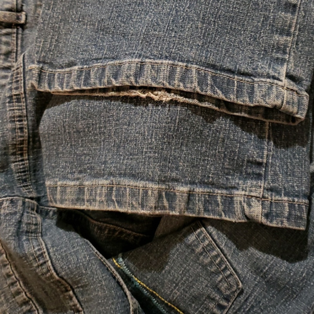 Blue Jeans - Picture 4 of 8
